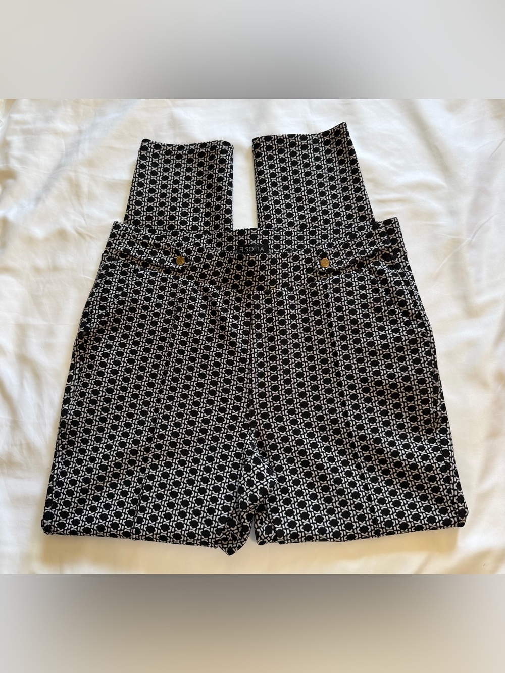 R.Sofia Black & White Geometric Print Slim Pants